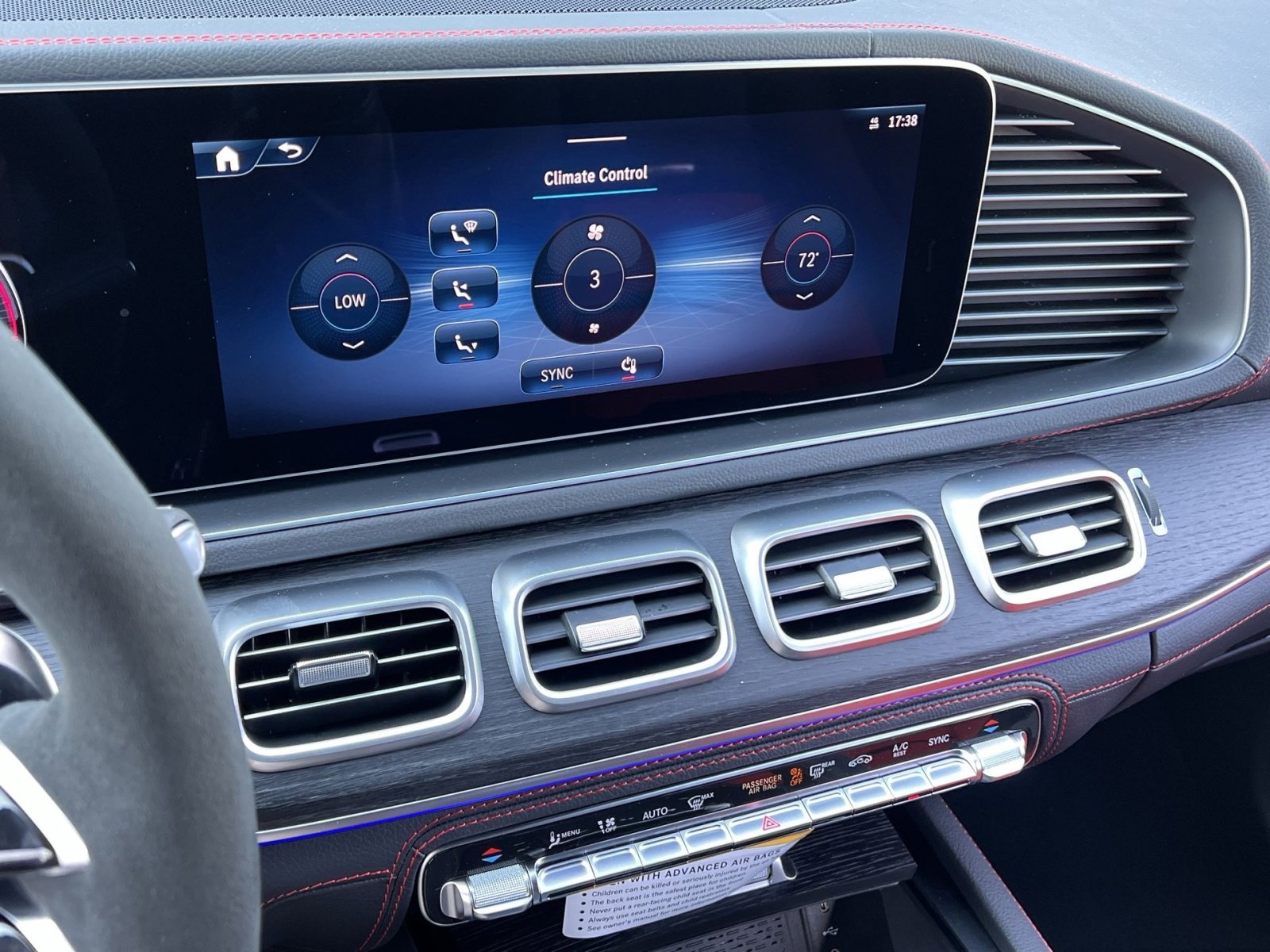 New 2026 Mercedes-Benz GLE 53 AMG 4MATIC Coupe image 19