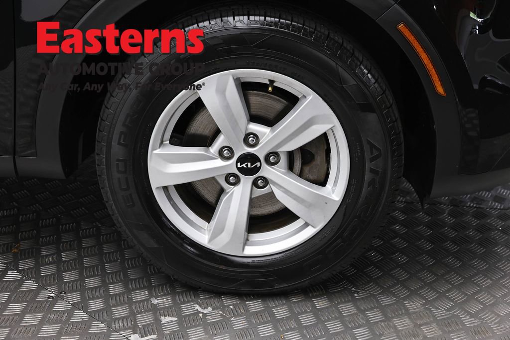 Used 2022 Kia Sorento LX FWD image 30