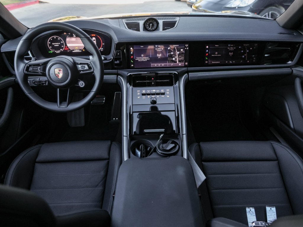 New 2026 Porsche Panamera RWD image 35