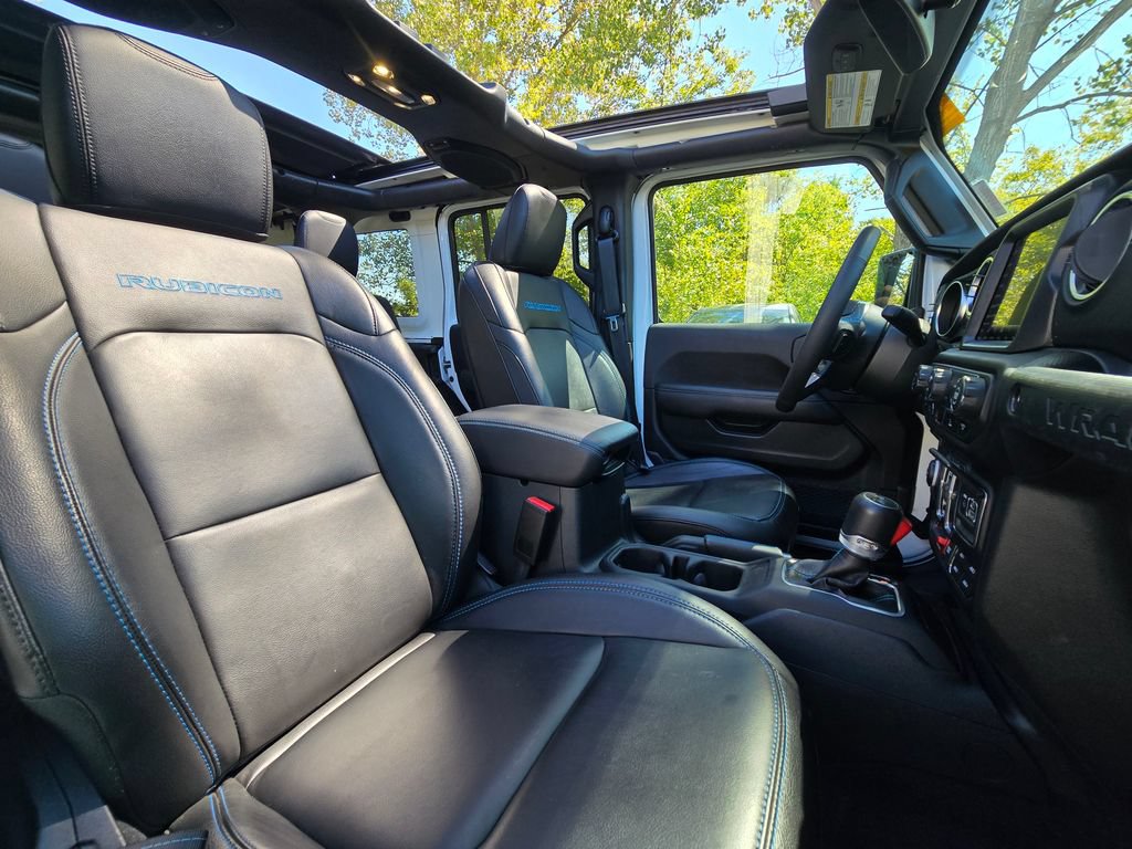 Used 2023 Jeep Wrangler Unlimited Rubicon 4xe w/ Cold Weather Group AWD/4WD image 24