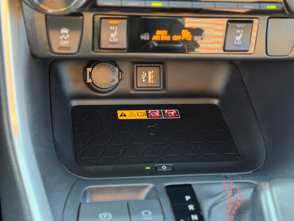 Used 2024 Toyota RAV4 XSE w/ Weather Package image 20