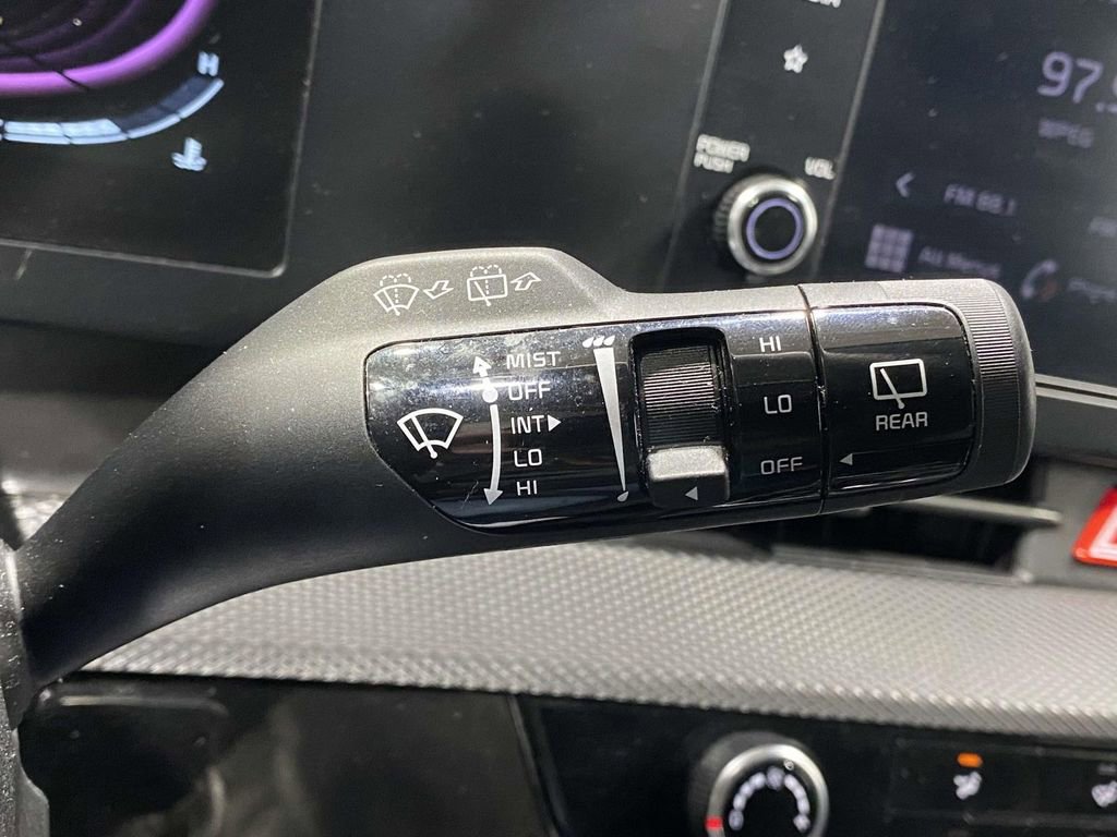 Used 2024 Kia Sportage LX image 25
