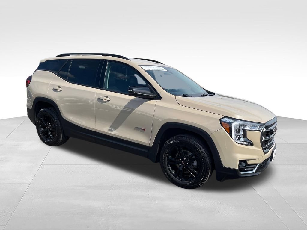 Used 2023 GMC Terrain AT4 AWD/4WD image 7