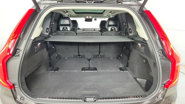 Used 2025 Volvo XC90 B6 Ultra w/ Protection Package Premier AWD/4WD image 46