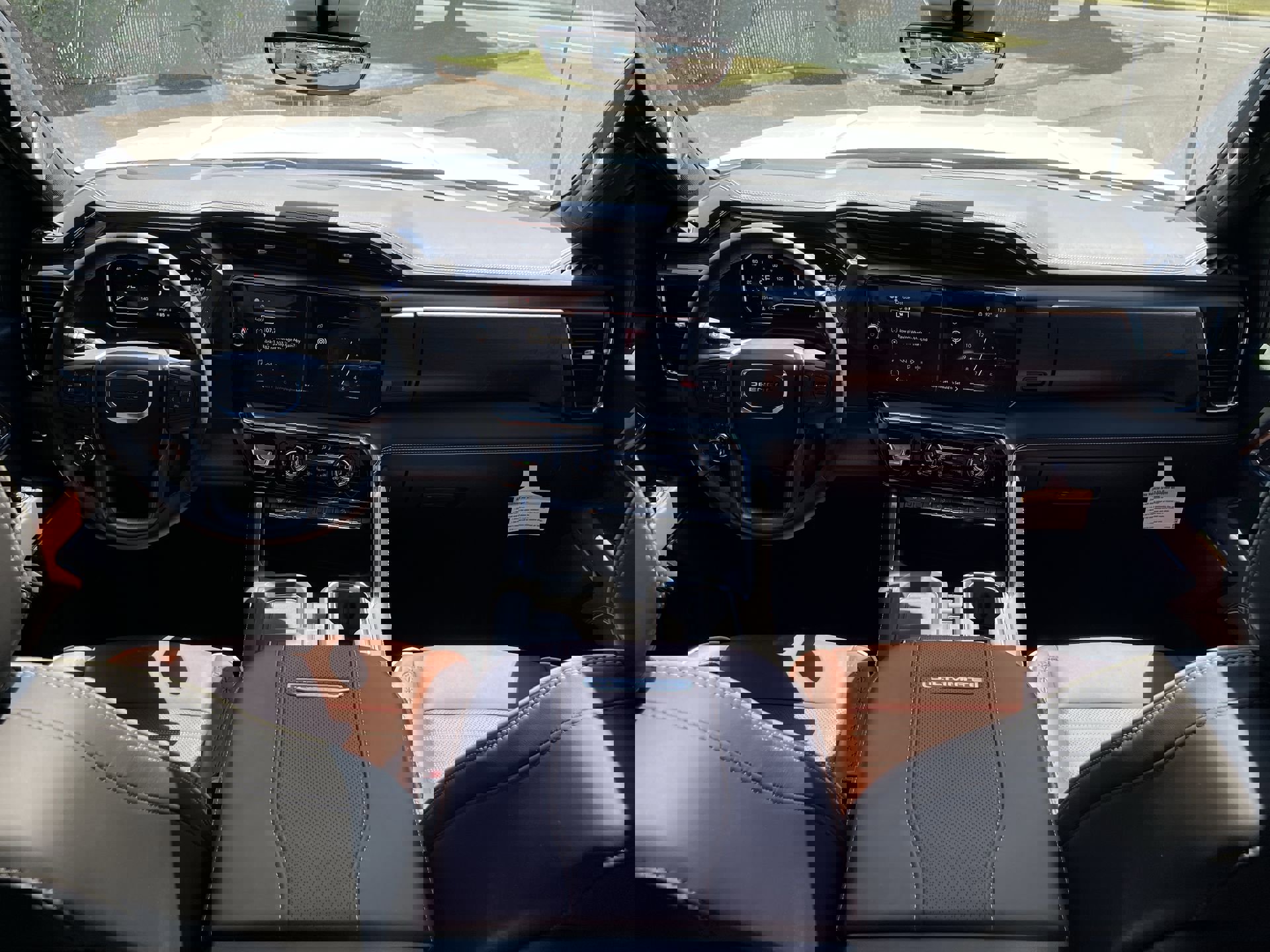 New 2025 GMC Sierra 3500 Denali Ultimate image 57