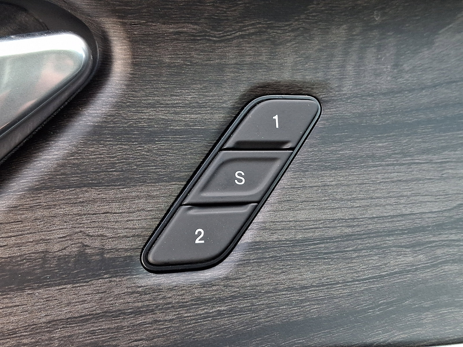 New 2026 Jeep Grand Cherokee Limited image 16