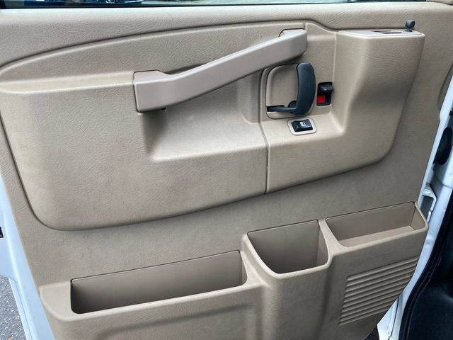 Used 2021 Chevrolet Express 2500 w/ Driver Convenience Package RWD image 15