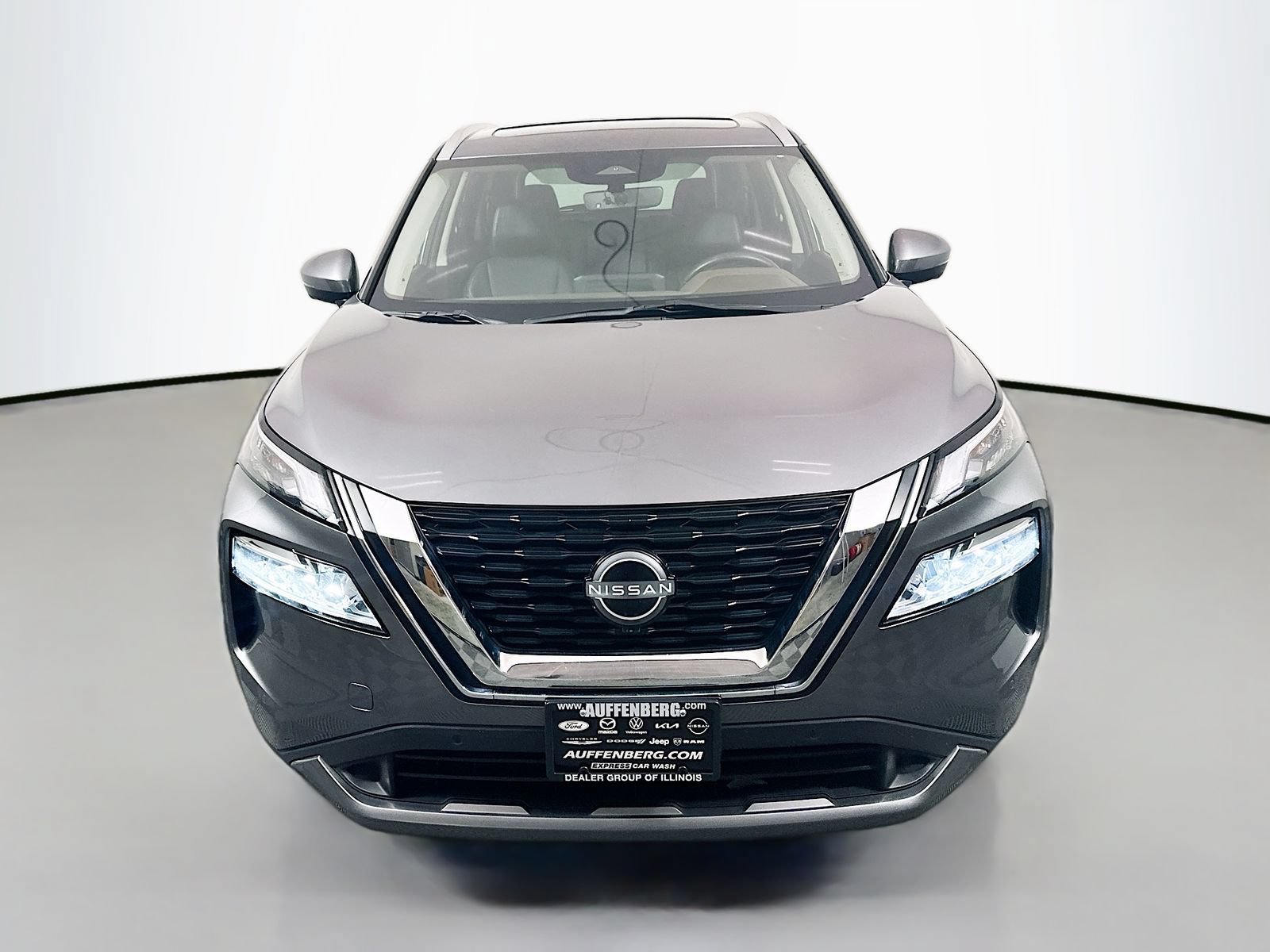 Used 2023 Nissan Rogue SL w/ SL Premium Package AWD/4WD image 2