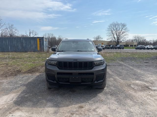 Used 2022 Jeep Grand Cherokee L Laredo image 2