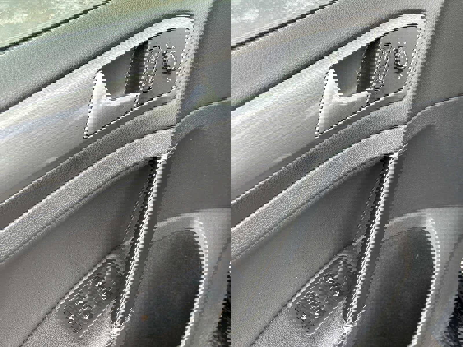 Used 2021 Volkswagen Golf 4-Door image 18