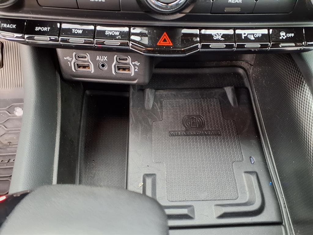 Used 2024 Dodge Durango R/T w/ Tow 'N Go Package image 32