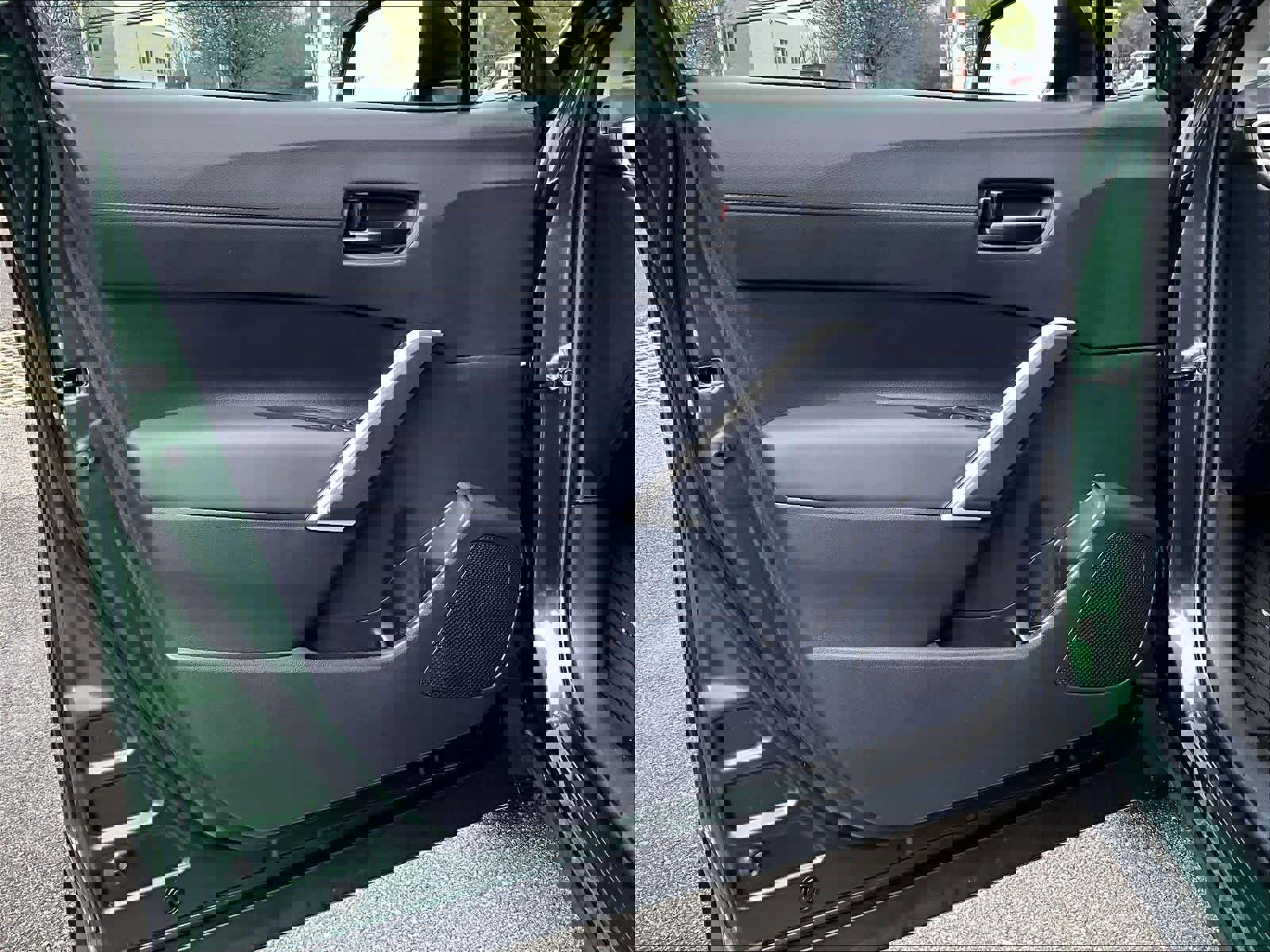 Used 2026 Toyota Corolla Cross LE w/ Moonroof Package image 9