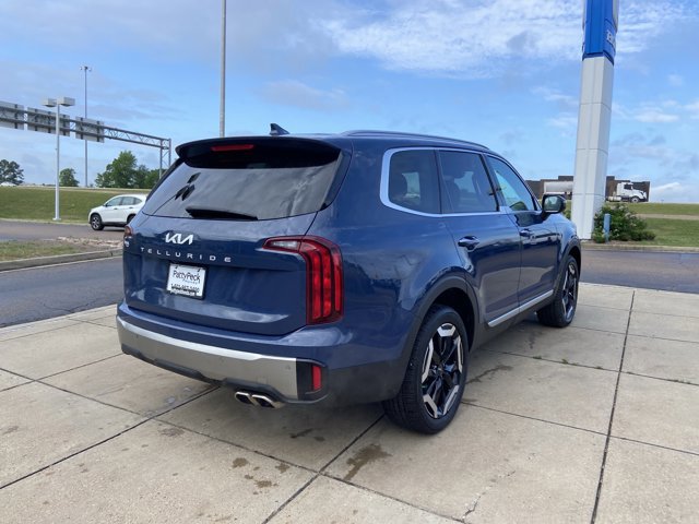 Used 2025 Kia Telluride S image 11