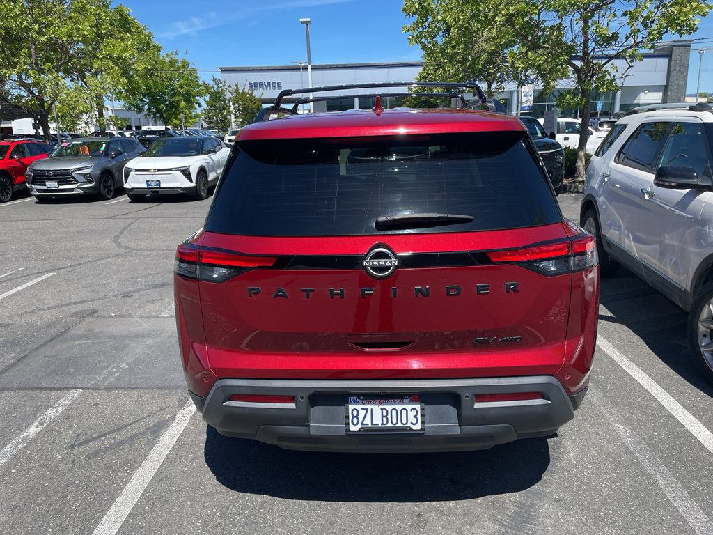 Used 2022 Nissan Pathfinder SV w/ SV Black Package AWD/4WD image 7