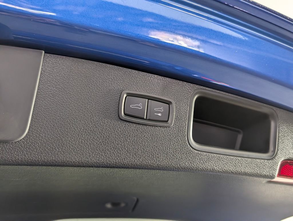 Used 2018 Porsche Macan image 19