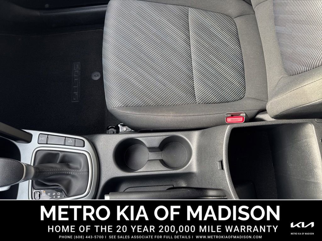 Used 2025 Kia Seltos LX image 24