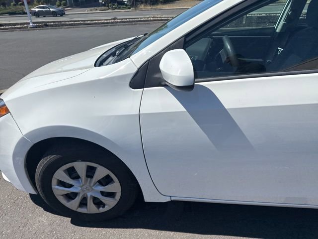 Used 2015 Toyota Corolla L FWD image 20
