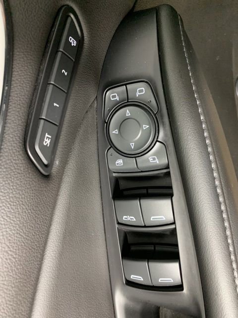 Used 2021 Buick Enclave Avenir w/ Avenir Technology Package AWD/4WD image 18