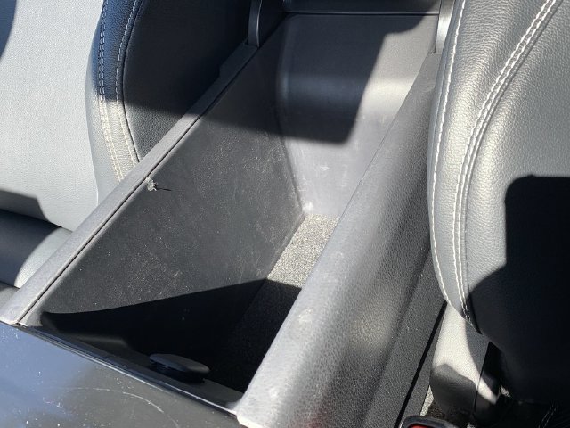 Used 2025 Toyota Camry SE w/ Convenience Package FWD image 13