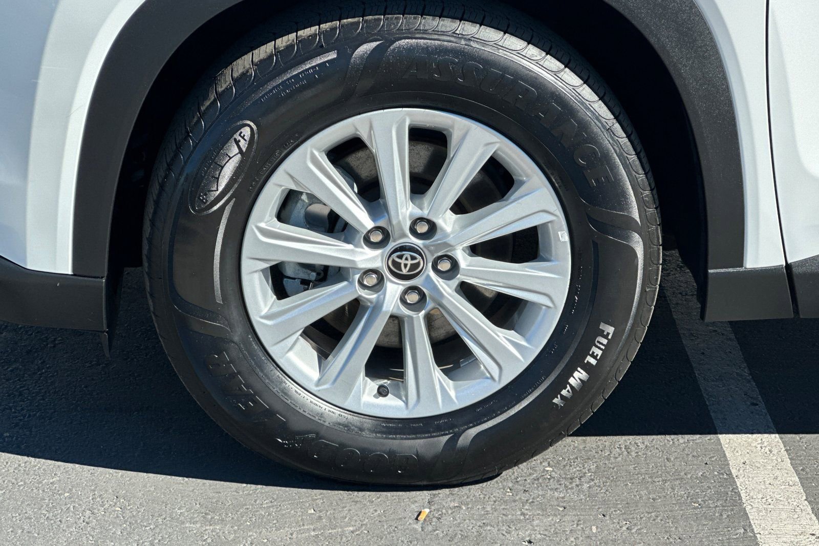 Used 2024 Toyota Grand Highlander XLE image 25