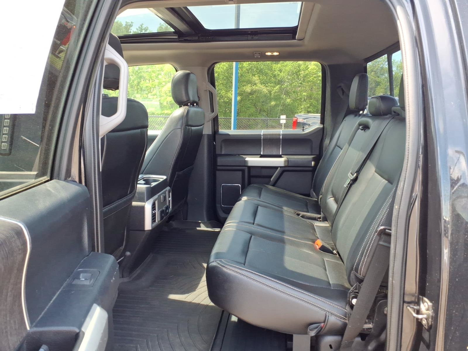 Used 2021 Ford F350 4x4 Crew Cab Super Duty image 11