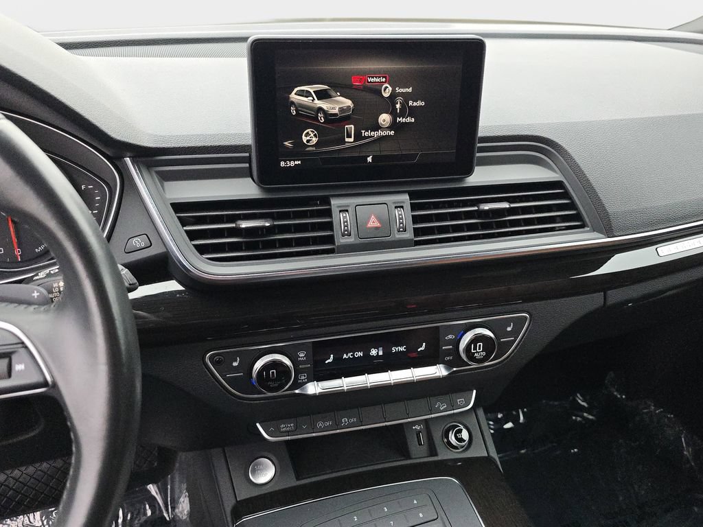 Used 2019 Audi Q5 Premium w/ Convenience Package AWD/4WD image 26