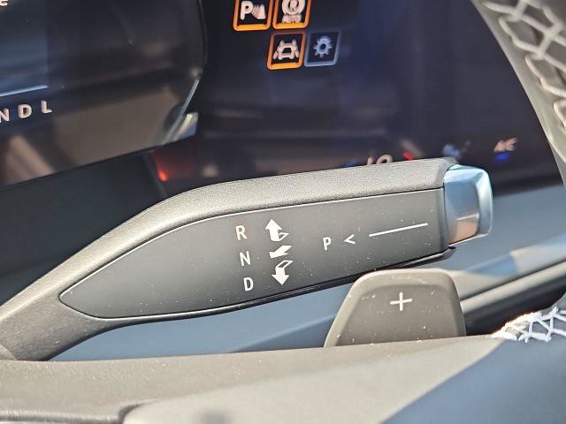 New 2027 Chevrolet Traverse LT w/ LPO, Cargo Package FWD image 16