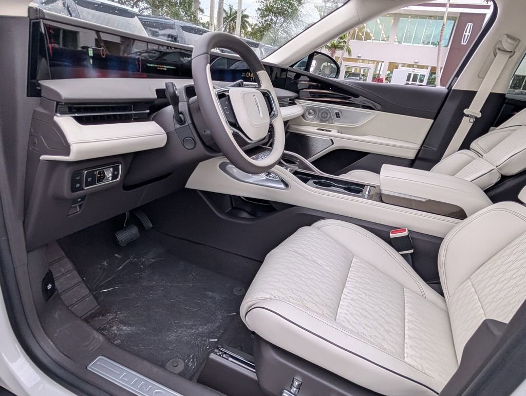 New 2026 Lincoln Nautilus Black Label AWD/4WD image 11
