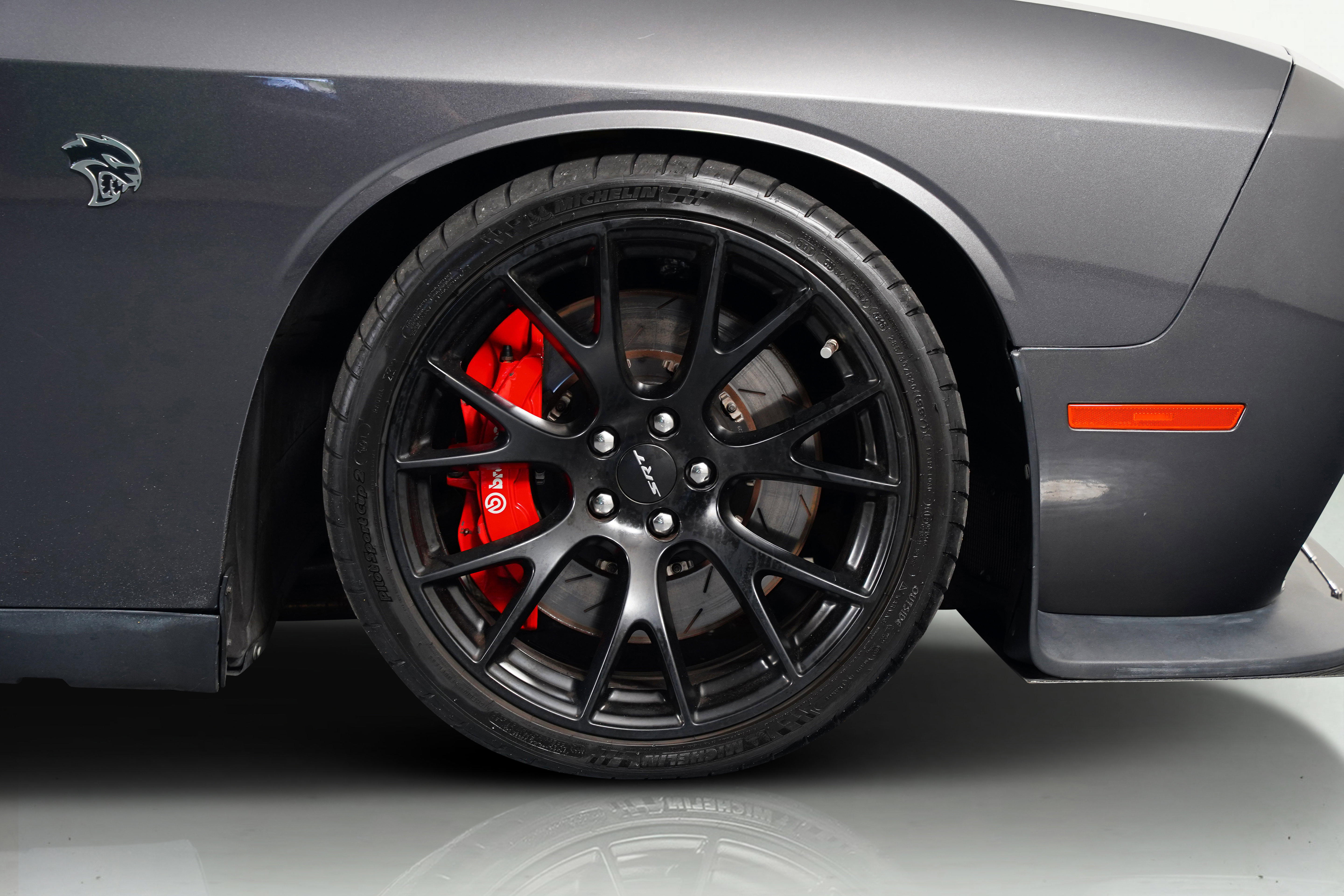 Used 2016 Dodge Challenger SRT Hellcat image 8