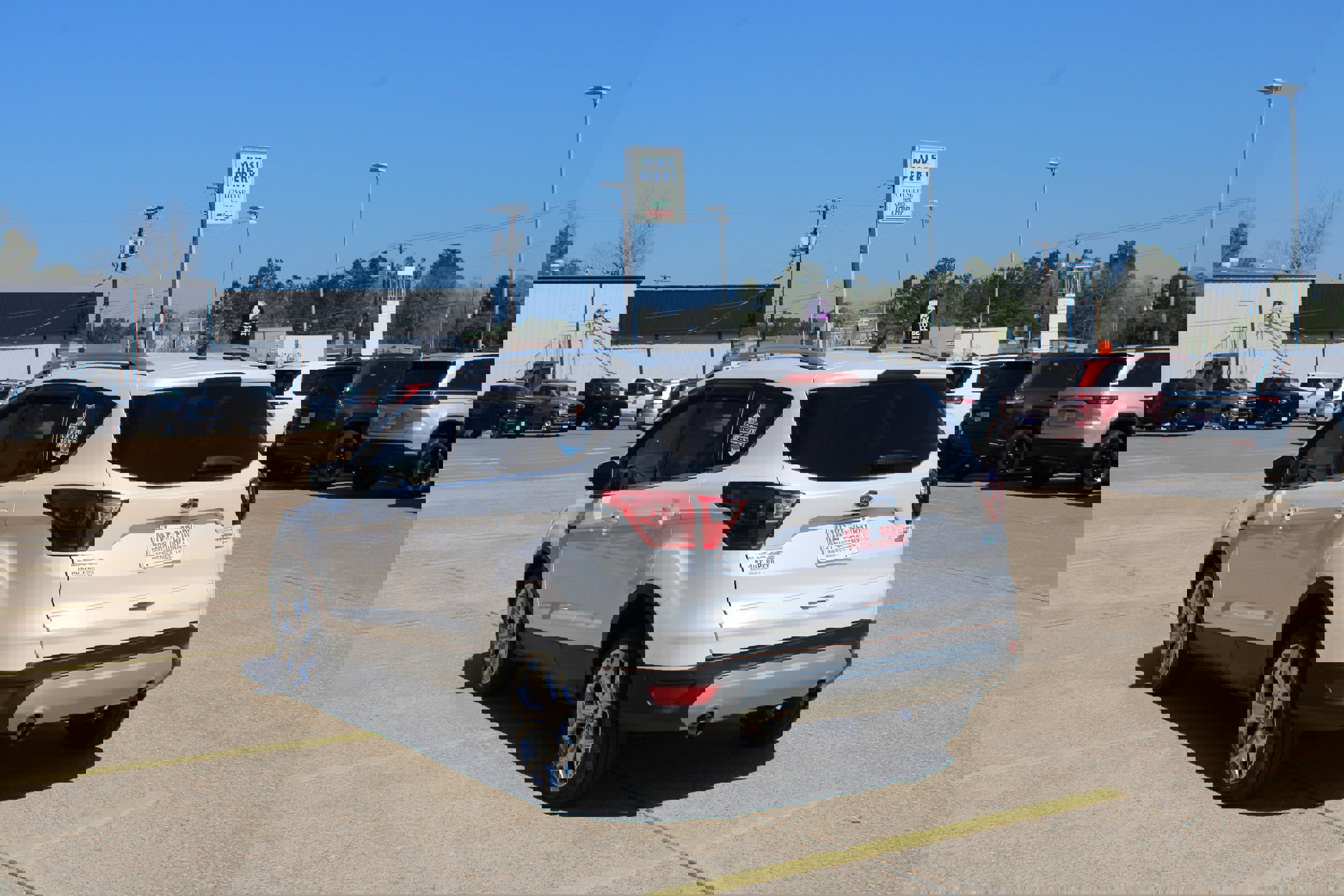 Used 2019 Ford Escape Titanium image 9