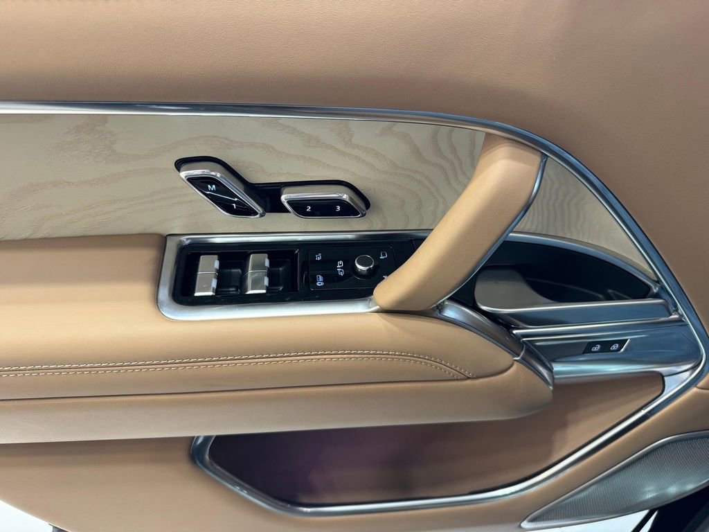 New 2026 Land Rover Range Rover SV image 19