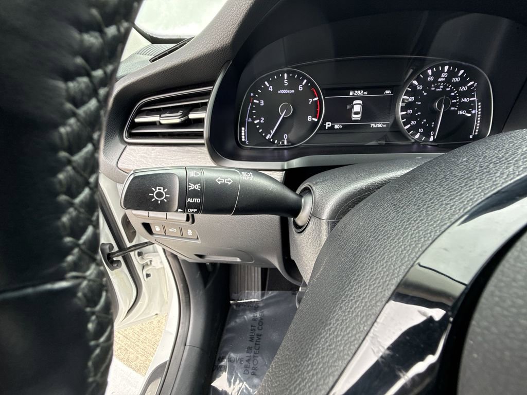 Used 2020 Kia Cadenza Technology FWD image 28