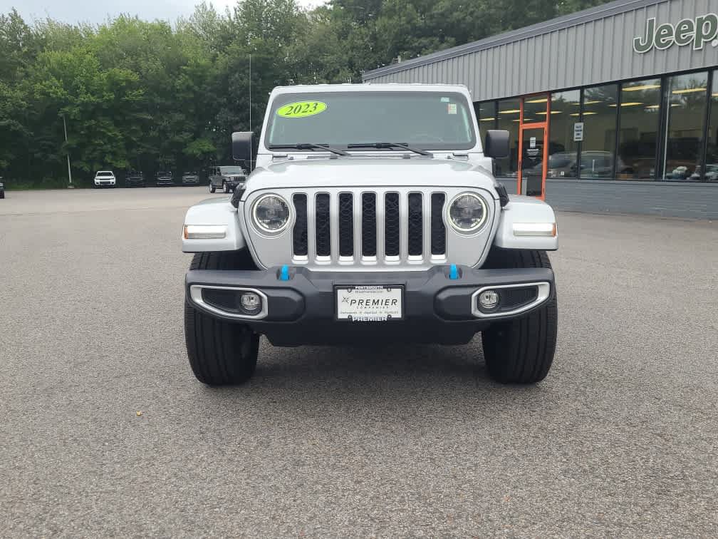Used 2023 Jeep Wrangler Unlimited Sahara w/ Cold Weather Group AWD/4WD image 4