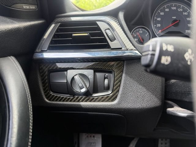 Used 2015 BMW M3 RWD image 26