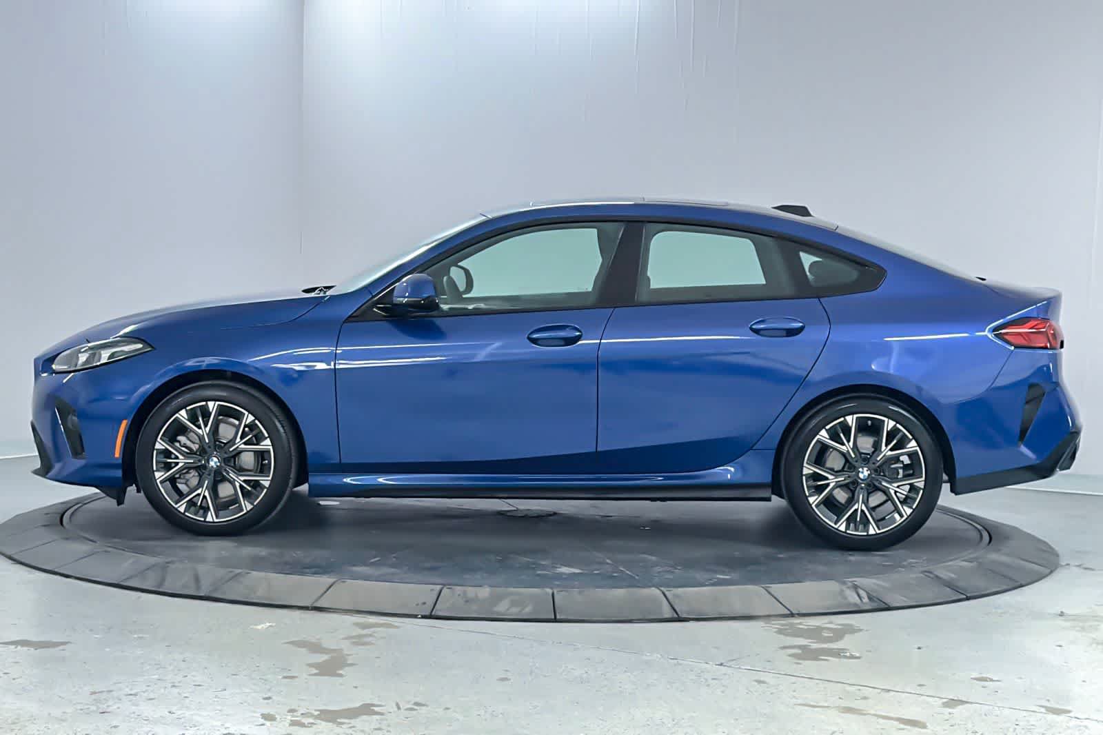 Used 2026 BMW 228i w/ Premium Package FWD image 5