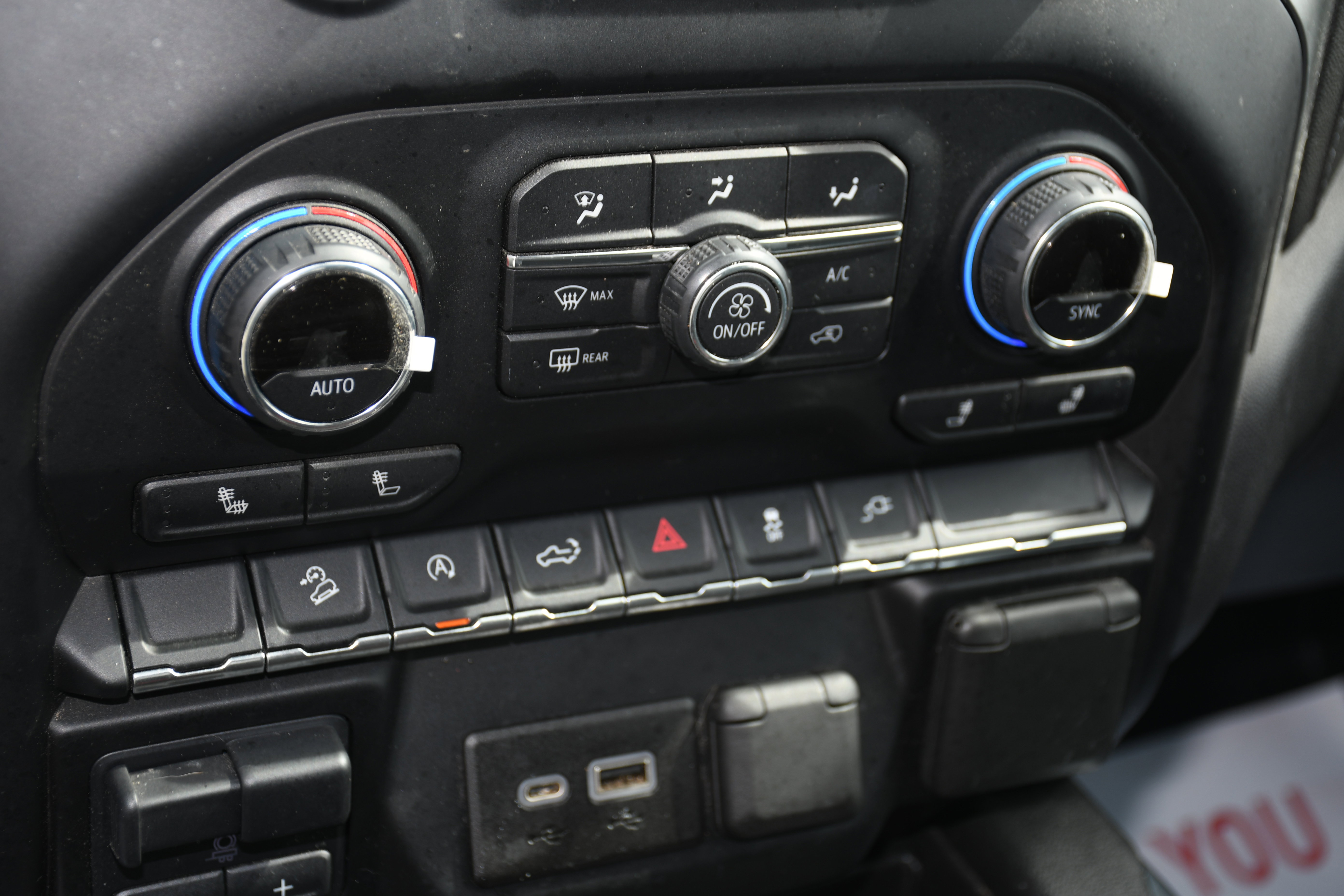 Used 2020 Chevrolet Silverado 1500 RST image 14