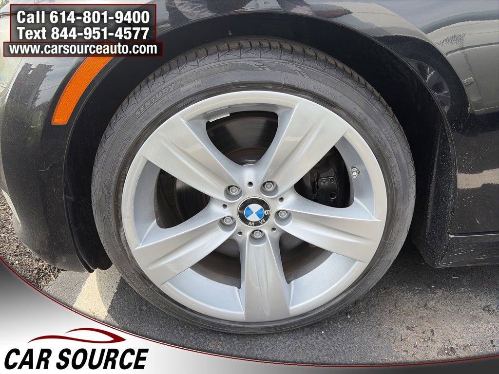 Used 2010 BMW 335i Convertible image 24