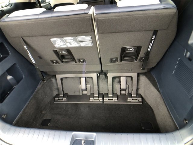 New 2026 Kia Carnival EX image 24