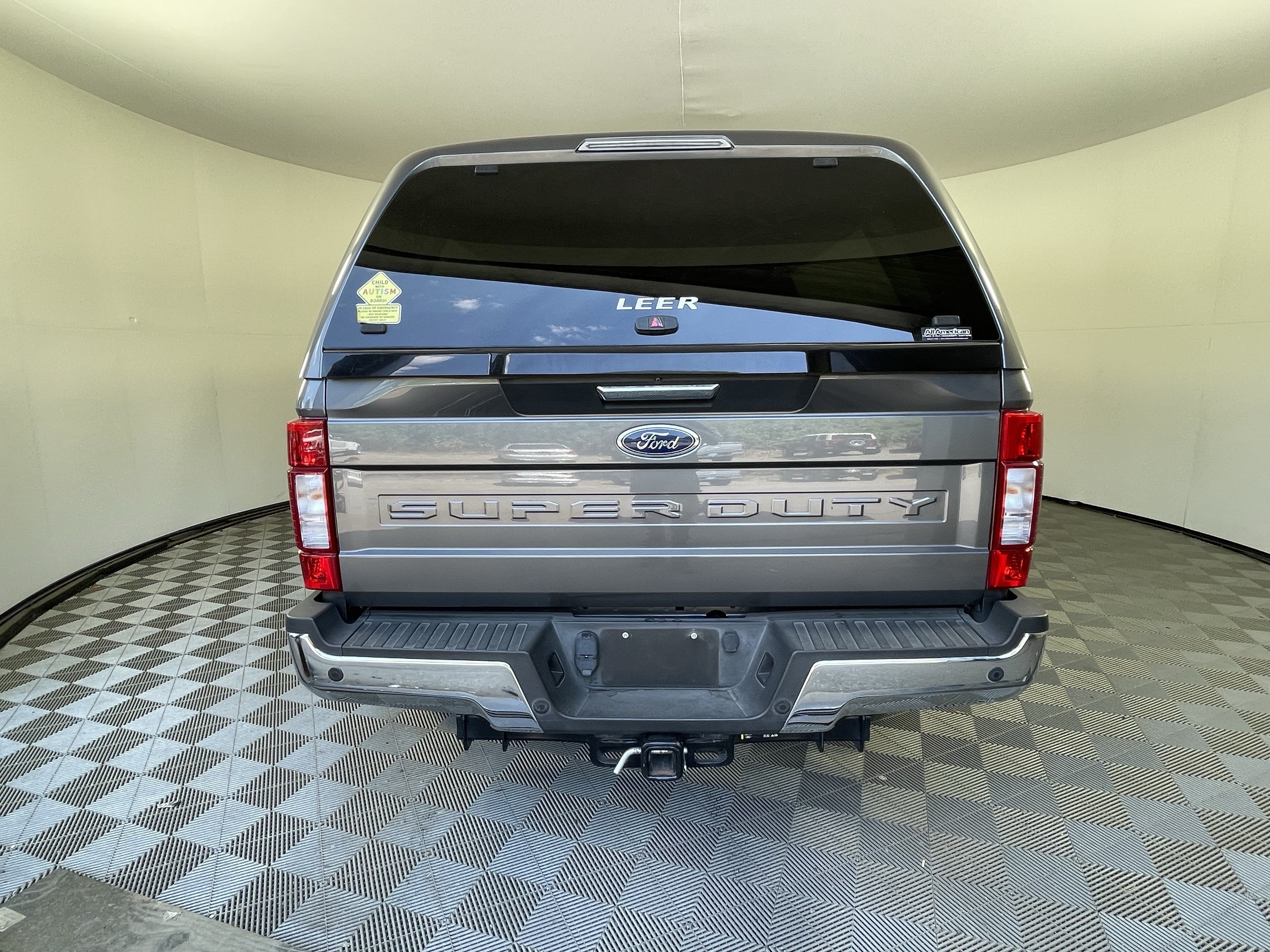 Certified 2021 Ford F350 XLT w/ XLT Premium Package AWD/4WD image 4