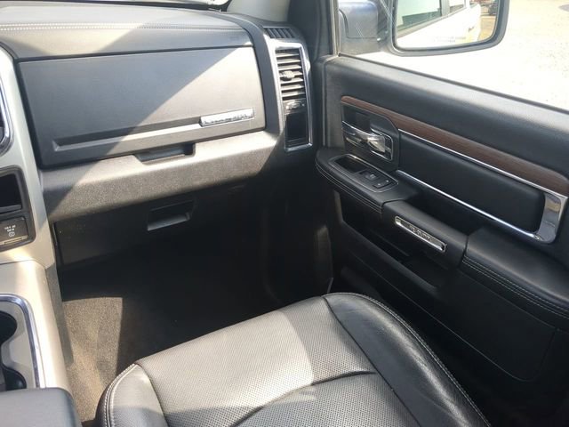 Used 2016 RAM 1500 Laramie w/ Convenience Group AWD/4WD image 26