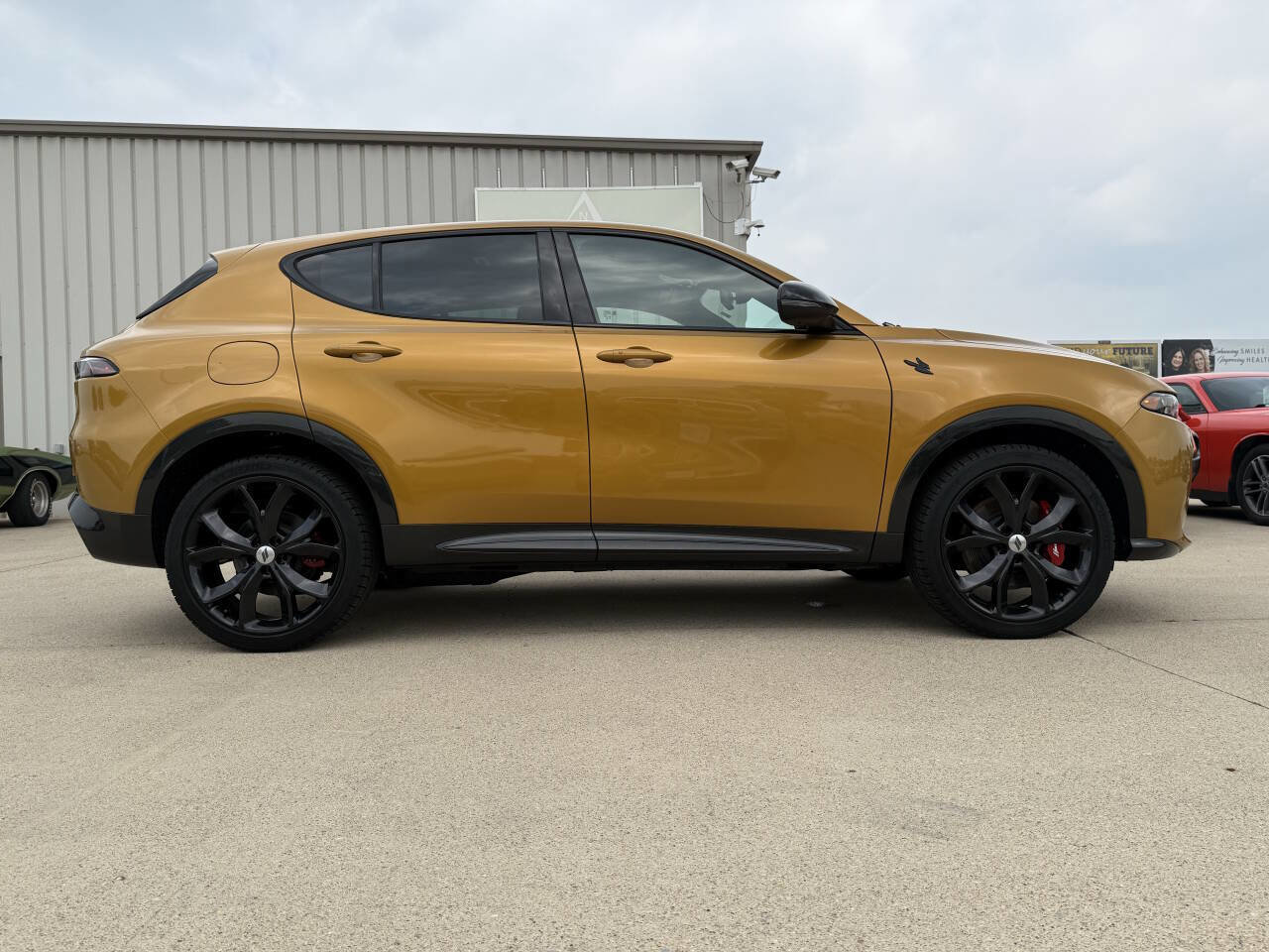 Used 2024 Dodge Hornet R/T image 29