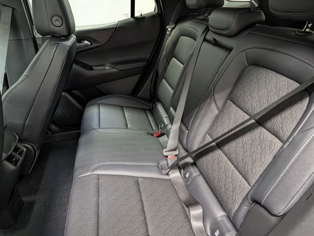 New 2026 Chevrolet Equinox LT w/ Convenience Package II image 13