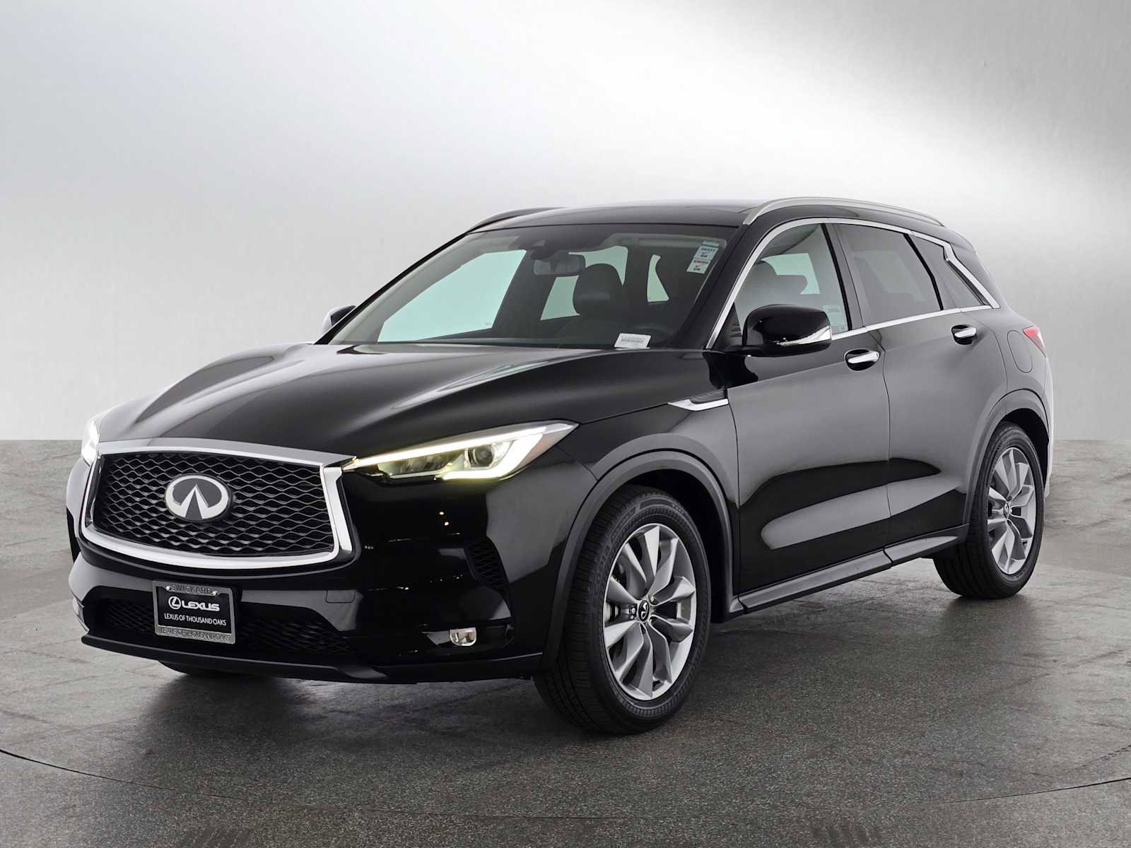 Used 2020 INFINITI QX50 Luxe image 3