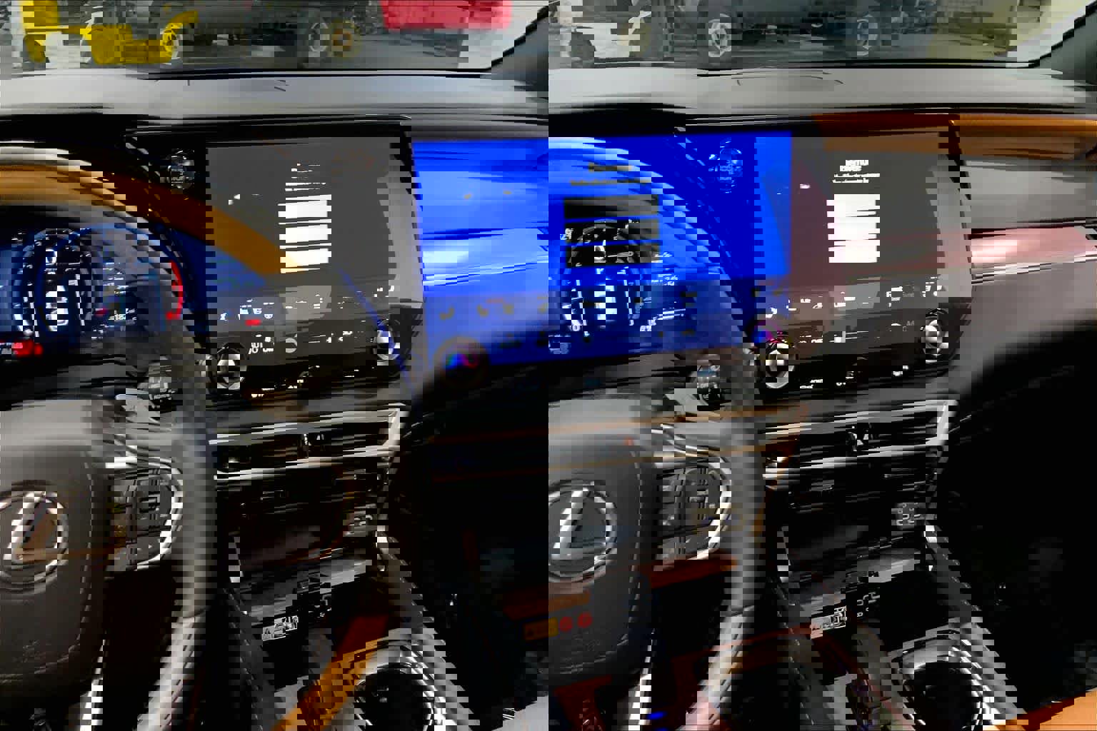 Used 2025 Lexus RX 350 Premium image 7