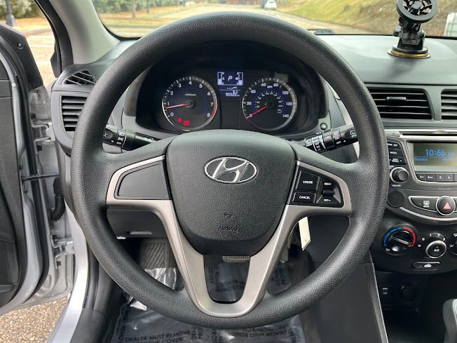 Used 2017 Hyundai Accent SE image 12