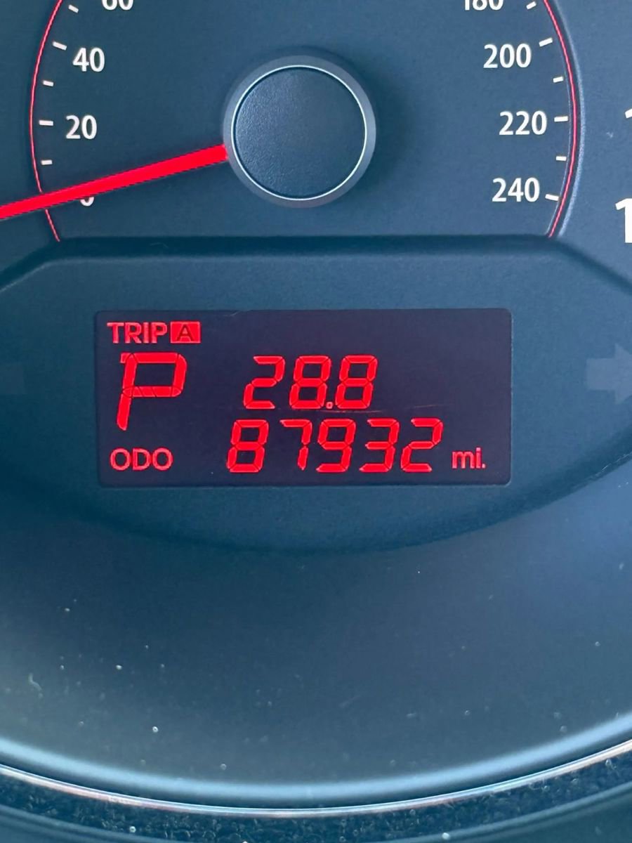 Used 2011 Kia Sorento LX w/ Convenience Pkg image 21