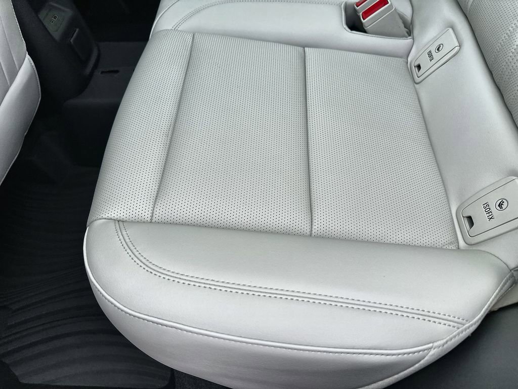 New 2026 Buick Envision Avenir image 17