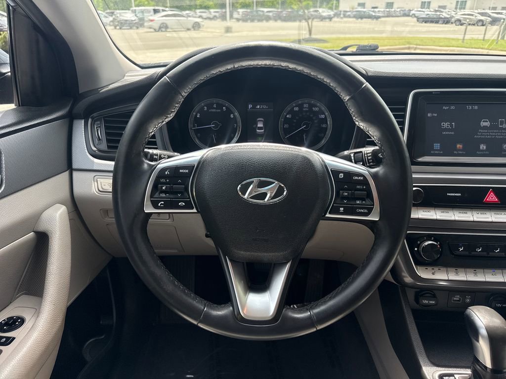 Used 2018 Hyundai Sonata SEL w/ Tech Package 02 FWD image 19
