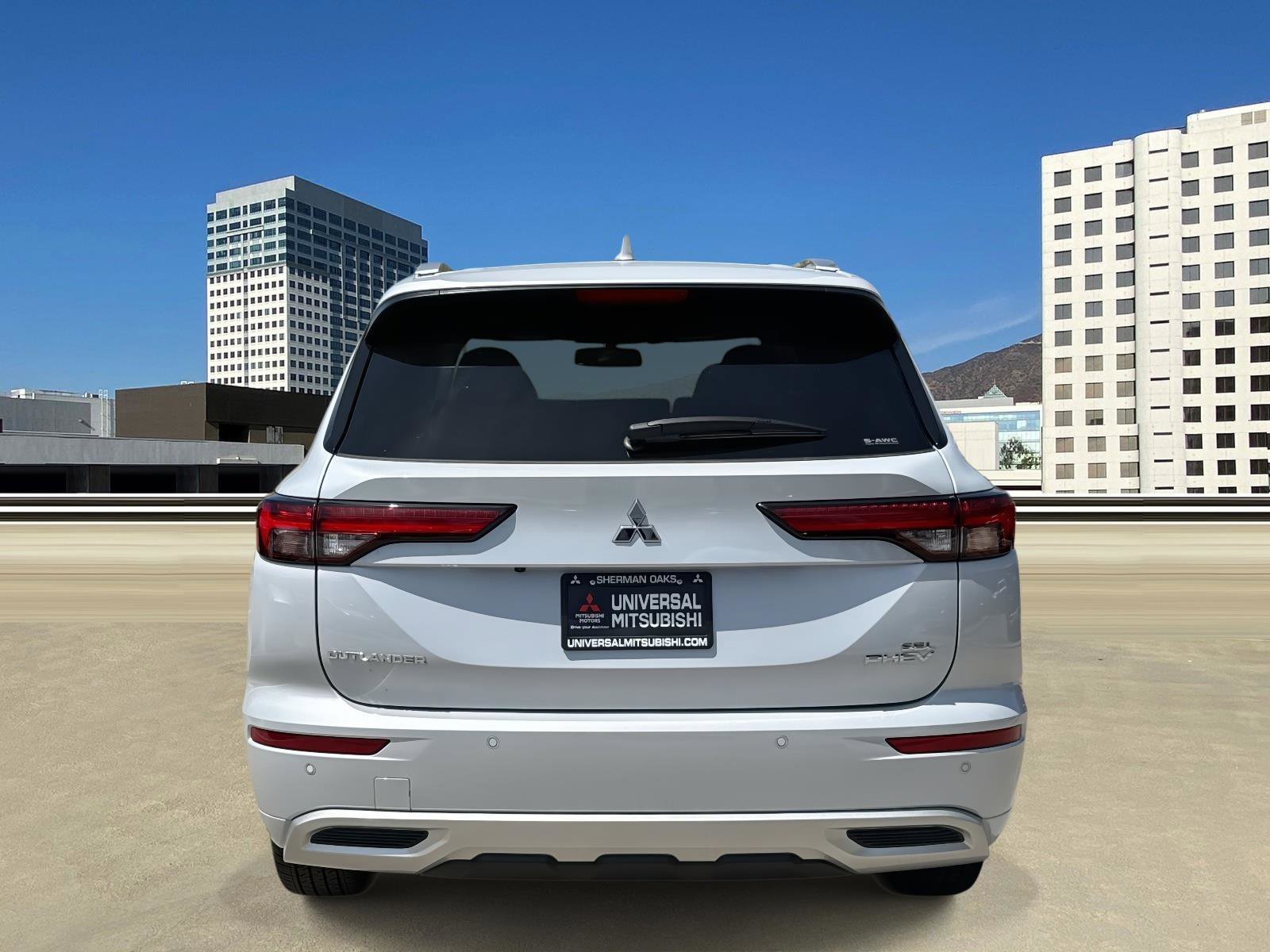 New 2025 Mitsubishi Outlander SEL image 5
