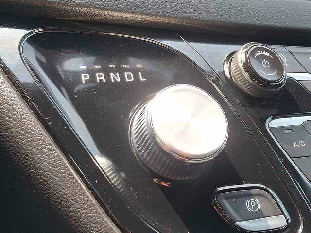 Used 2025 Chrysler Pacifica Select FWD image 15
